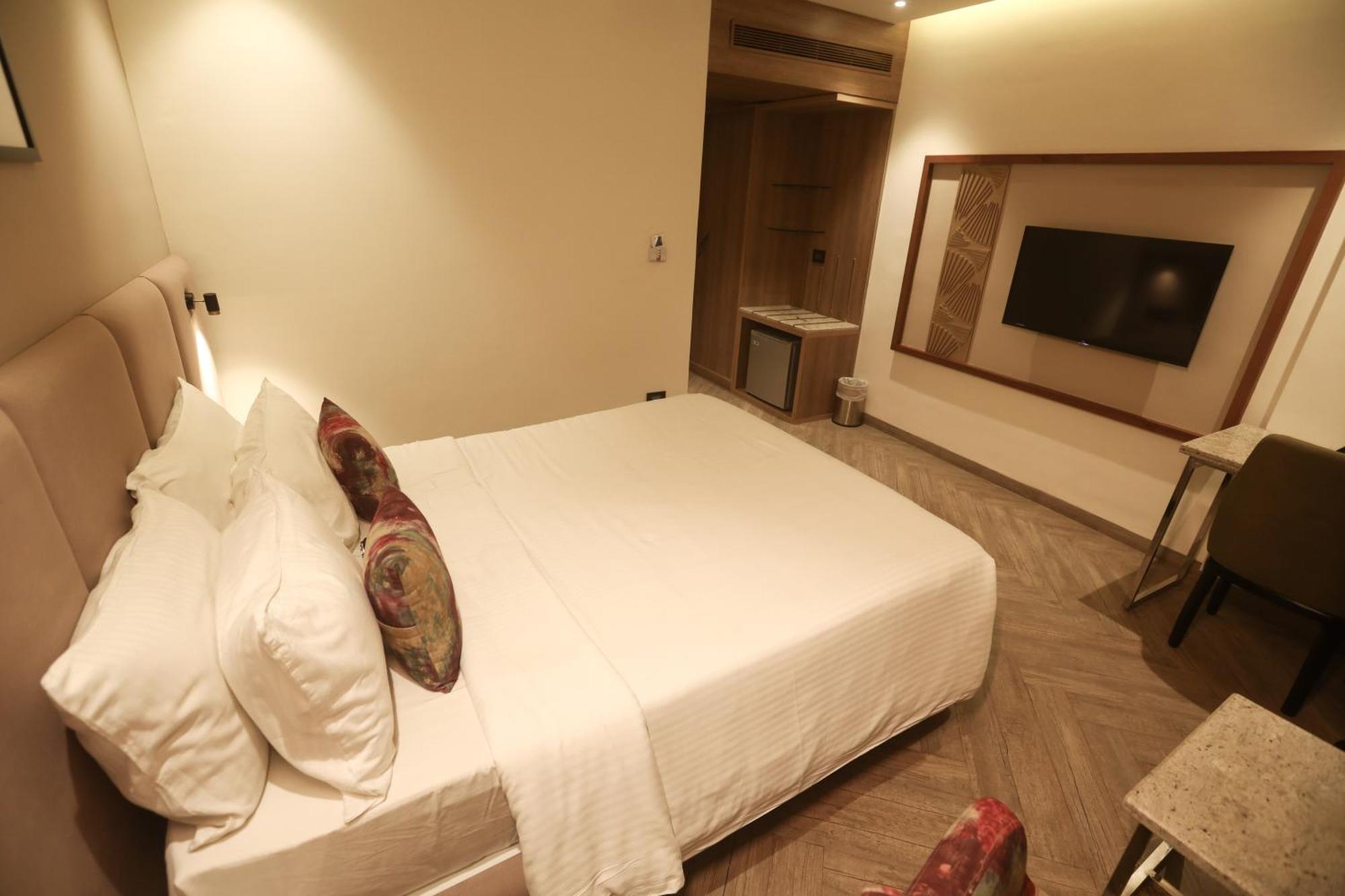 Mangohill central Chennai Esterno foto