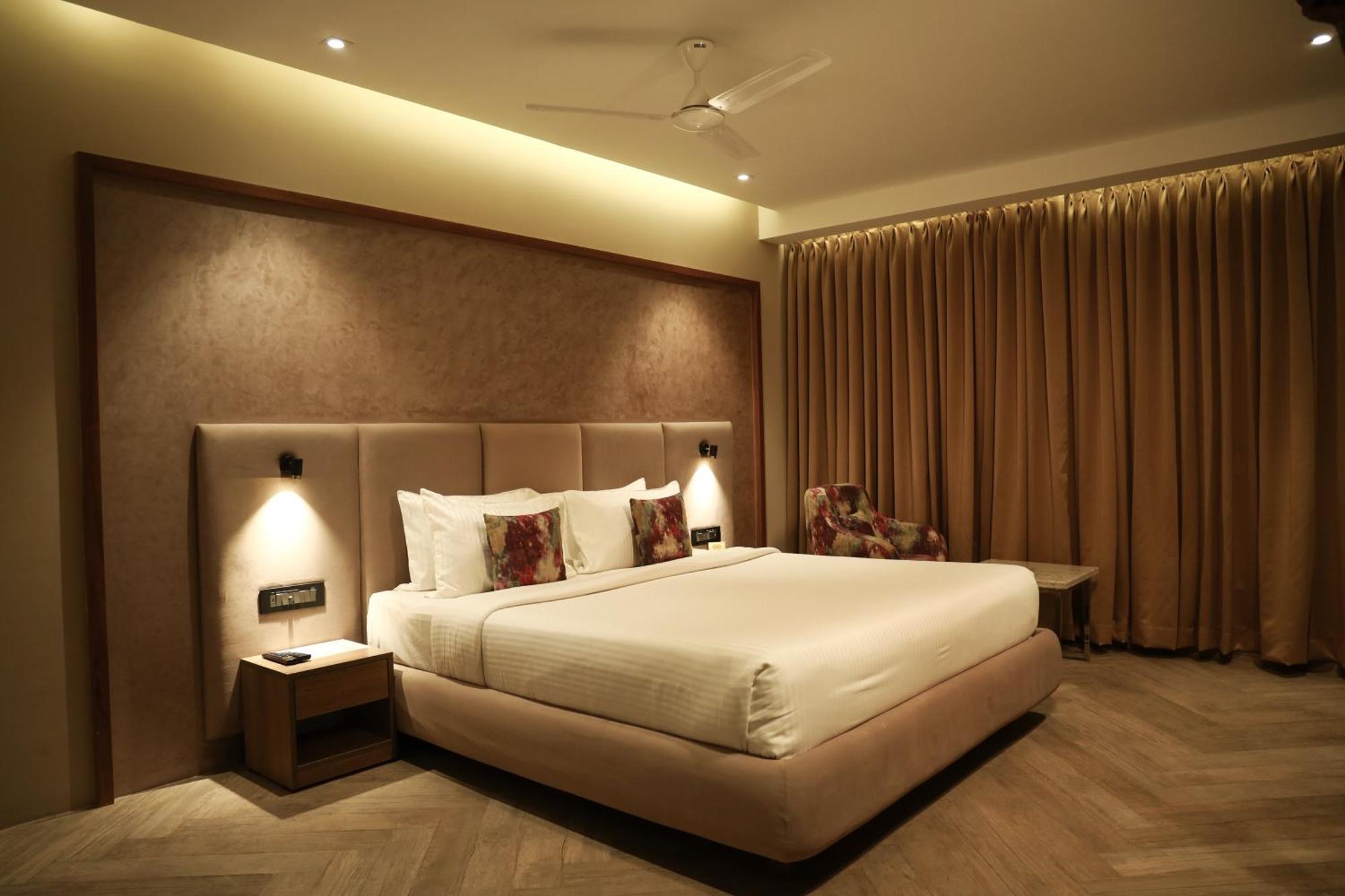 Mangohill central Chennai Esterno foto
