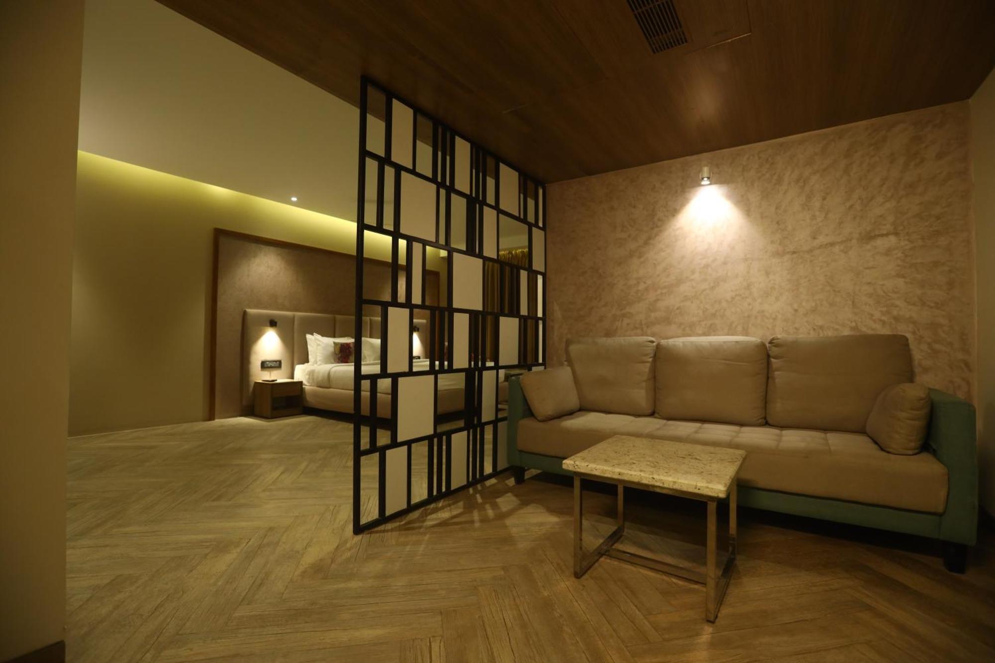 Mangohill central Chennai Esterno foto